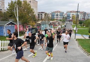 Yüzlerce Kişi Ata'ya Saygı İçin Koştu