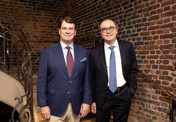 Renault Group ve Ford, Avrupa'da binek ve ticari araçlar için iki uygun fiyatlı elektrikli otomobille başlayan stratejik bir ortaklık kurdu