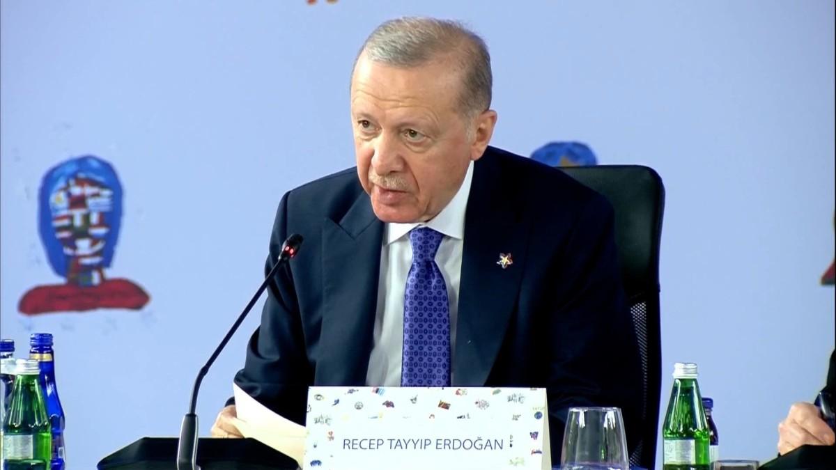 Cumhurbaşkanı Erdoğan’dan Alman Başbakan Merz’e: İsrail’in saldırıları göç ve nükleer sızıntı riski doğuruyor Cumhurbaşkanı Erdoğan’dan Alman Başbakan Merz’e: İsrail’in saldırıları göç ve nükleer sızıntı riski doğuruyor