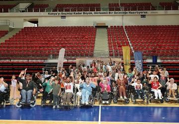 Konya Büyükşehir, Engelli Bireyler İçin Türkiye'de İlk Kez Para Lazer Yarışması Düzenledi