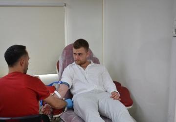 Ege Üniversitesinde Kan Bağışı Projesi: "Ege'ye Kan, Topluma Can"