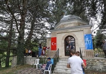 İnegöl Fatihi Turgut Alp Dualarla Anıldı