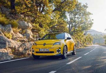 Pop İkonu Geri Döndü: Renault 5 E-Tech Elektrikli Türkiye'de Satışta