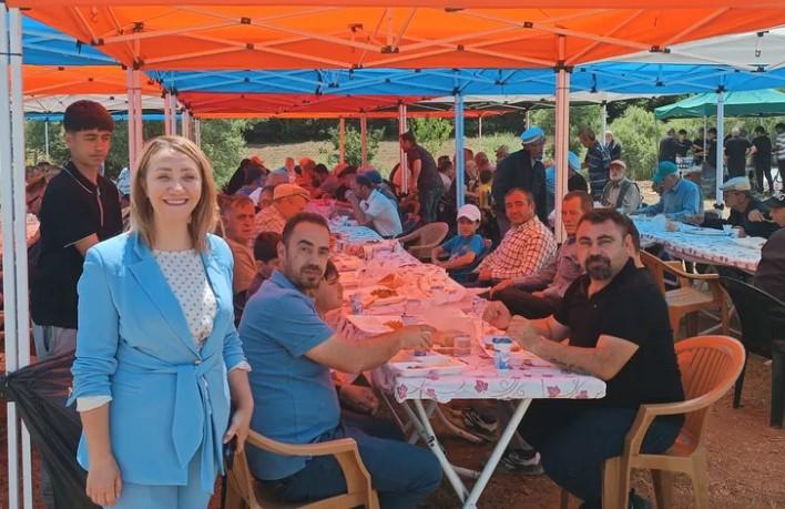 Bilecik Pazaryeri’nde Yağmur ve Şükür Duaları Coşkuyla Edildi Bilecik Pazaryeri’nde Yağmur ve Şükür Duaları Coşkuyla Edildi