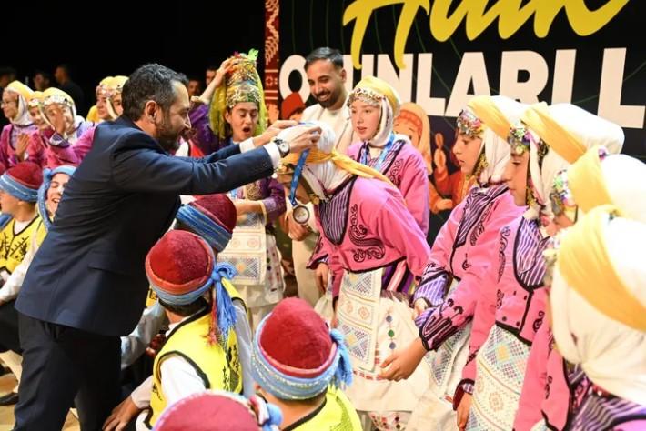 Konya Halk Oyunları Ligi Finalinde Şampiyonlar Açıklandı Konya Halk Oyunları Ligi Finalinde Şampiyonlar Açıklandı