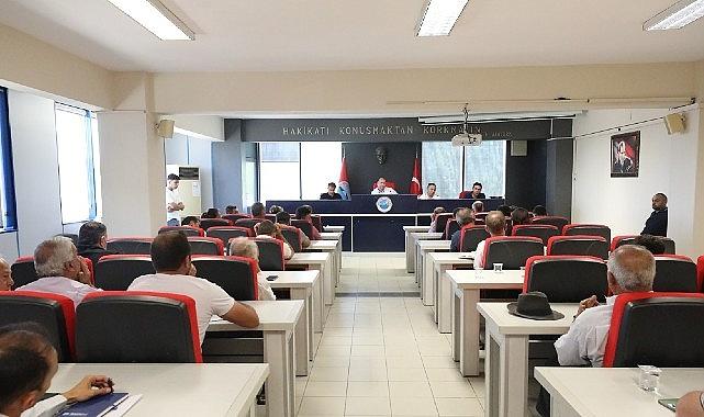 Başkan Çiçek Muhtarlarla Buluştu Başkan Çiçek Muhtarlarla Buluştu