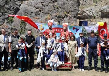 Artvin’de 18 Çocuk İçin Renkli Sünnet Şöleni