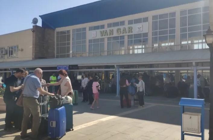 Van-Tahran Hattına Yoğun İlgi: Ek Seferle Güçlendirme Kararı Van-Tahran Hattına Yoğun İlgi: Ek Seferle Güçlendirme Kararı