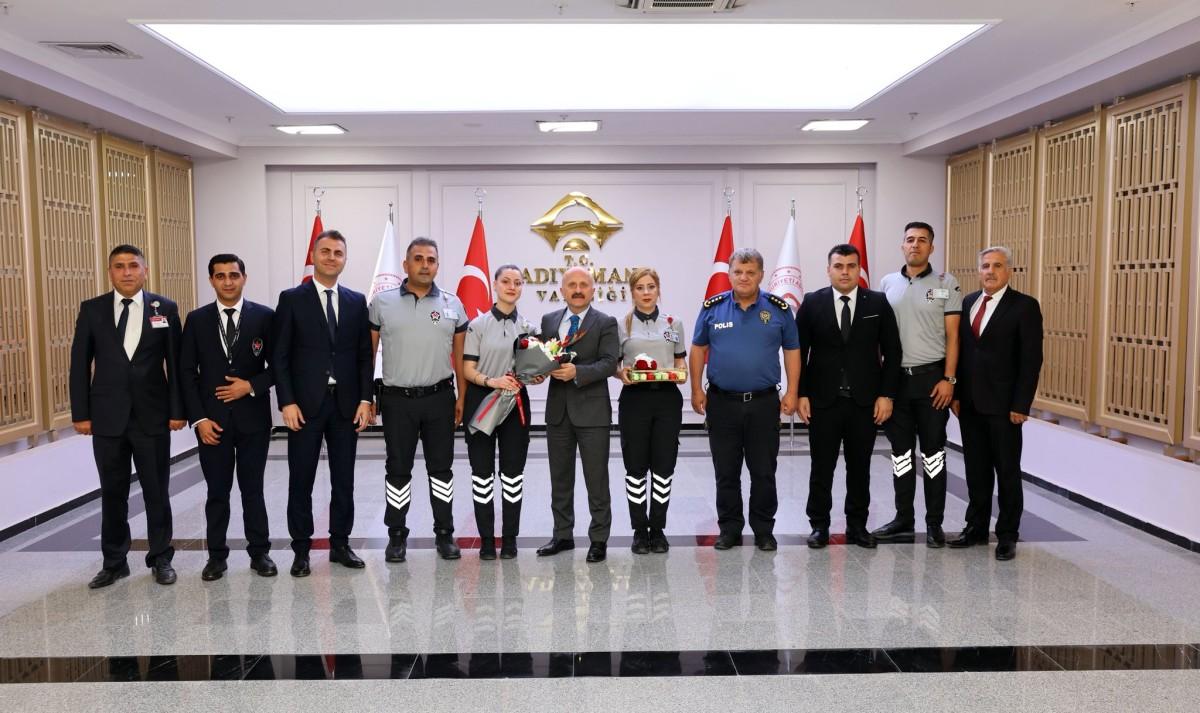 Vali Dr. Osman Varol'dan Özel Güvenlik Haftası kutlaması Vali Dr. Osman Varol'dan Özel Güvenlik Haftası kutlaması