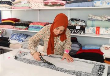 Küçük Kursla Başladı, Kendi Atölyesini Kurdu