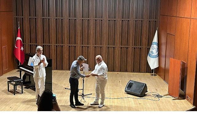 EÜ'de 'Piyano ve Tar'ın büyülü uyumu sanatseverlerle buluştu EÜ'de 'Piyano ve Tar'ın büyülü uyumu sanatseverlerle buluştu