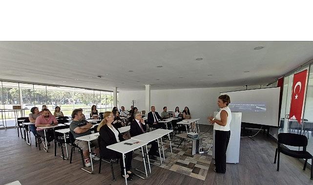 EÜ Eğitim Bilimleri Enstitüsünden “Yapay Zekâ Okuryazarlığı"nı artırmayı hedefleyen eğitim platformu EÜ Eğitim Bilimleri Enstitüsünden “Yapay Zekâ Okuryazarlığı"nı artırmayı hedefleyen eğitim platformu
