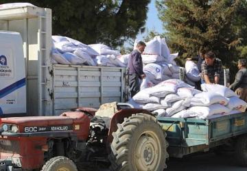 Büyükşehir'den yem desteğiyle süt üretimine güçlü katkı