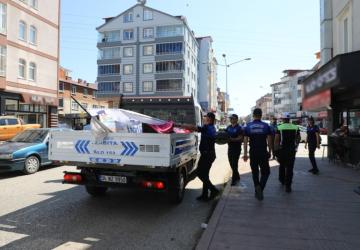 Büyükşehir Zabıtasından Kaldırım İşgaline Sıkı Denetim