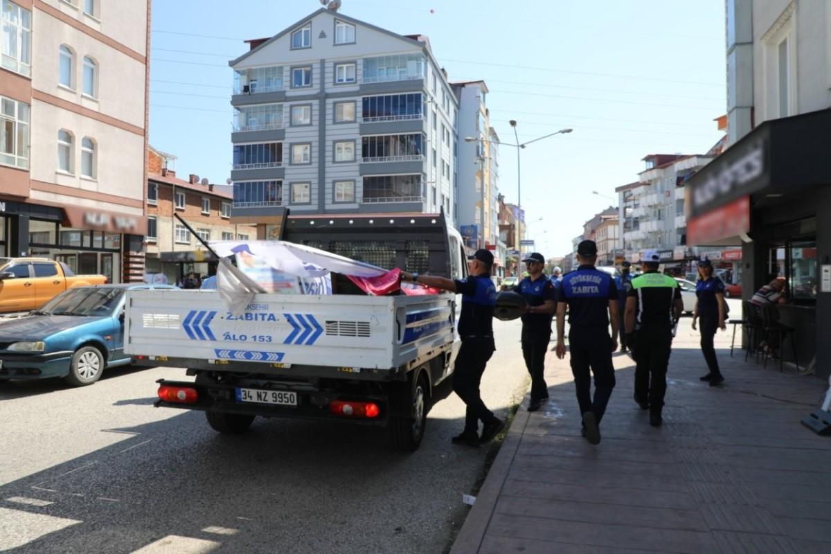 Büyükşehir Zabıtasından Kaldırım İşgaline Sıkı Denetim Büyükşehir Zabıtasından Kaldırım İşgaline Sıkı Denetim