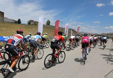 Temmuz Rüzgârları Pedallardan Esiyor