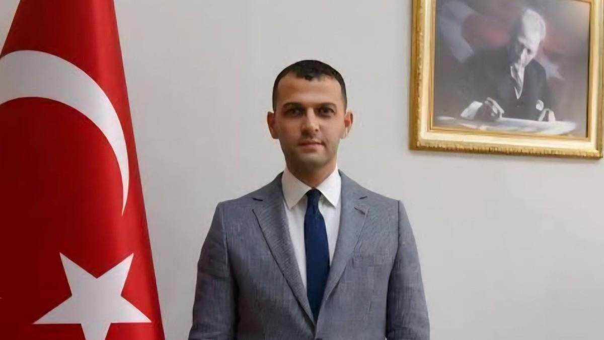 Adıyaman İl Özel İdaresi’ne yeni Genel Sekreter: Şükrü Alperen Göktaş göreve başladı Adıyaman İl Özel İdaresi’ne yeni Genel Sekreter: Şükrü Alperen Göktaş göreve başladı