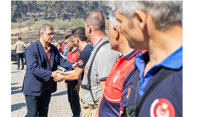 Başkan Tugay yangından etkilenen vatandaşları ziyaret etti Başkan Tugay yangından etkilenen vatandaşları ziyaret etti