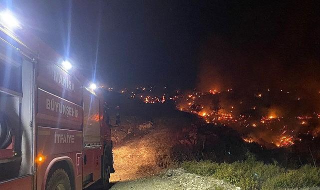 Manisa Büyükşehir'den İzmir'deki Orman Yangınlarına Söndürme Desteği Manisa Büyükşehir'den İzmir'deki Orman Yangınlarına Söndürme Desteği