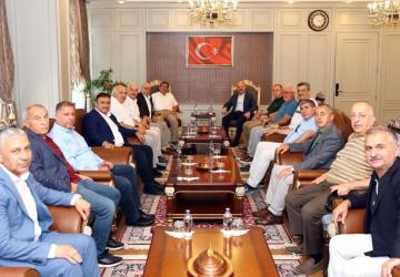 Vali Dr. Osman Varol, Dostlar Divanı Heyetini kabul etti