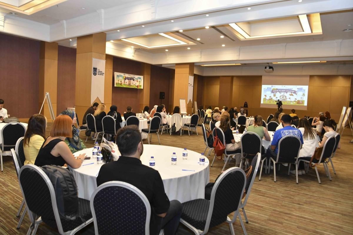 Büyükşehir Belediyesi, “Çocuk Dostu Kent” çalışmalarına bir yenisini daha ekledi Büyükşehir Belediyesi, “Çocuk Dostu Kent” çalışmalarına bir yenisini daha ekledi