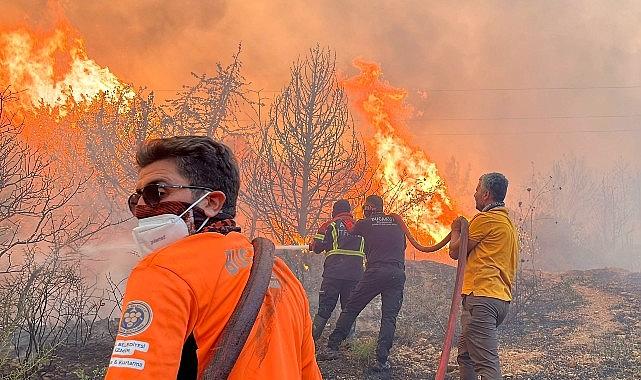 BUCAKUT yangınlarla mücadelede etkin rol alıyor BUCAKUT yangınlarla mücadelede etkin rol alıyor
