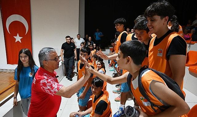 Kemer Belediyesi ücretsiz basketbol ve voleybol kursları başladı Kemer Belediyesi ücretsiz basketbol ve voleybol kursları başladı