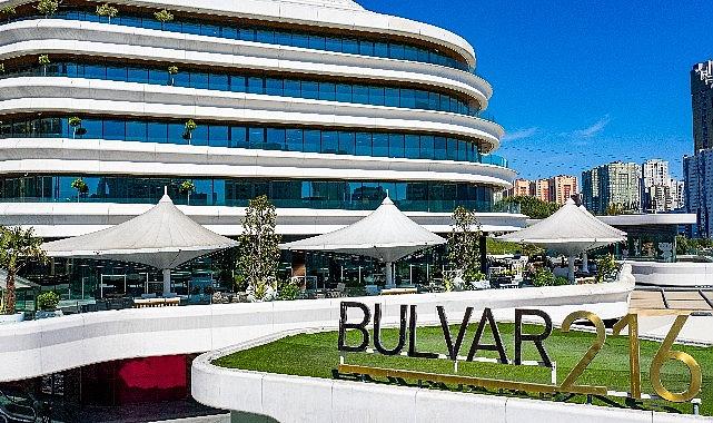 Bulvar 216'da Yaz Akşamları Müzik, Atölye ve Dansla Renkleniyor Bulvar 216'da Yaz Akşamları Müzik, Atölye ve Dansla Renkleniyor