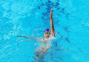 Narlıdere'de Yüzme Kursları Başladı