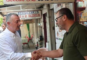 Esnafımızla her zaman omuz omuzayız