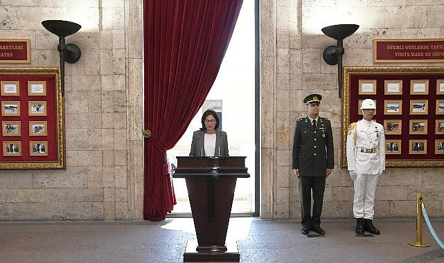 PKU Aile Derneği'nden 20. Yılında Anlamlı Ziyaret: Anıtkabir'de PKU ve Yenidoğan Tarama Programına Dikkat Çekildi PKU Aile Derneği'nden 20. Yılında Anlamlı Ziyaret: Anıtkabir'de PKU ve Yenidoğan Tarama Programına Dikkat Çekildi