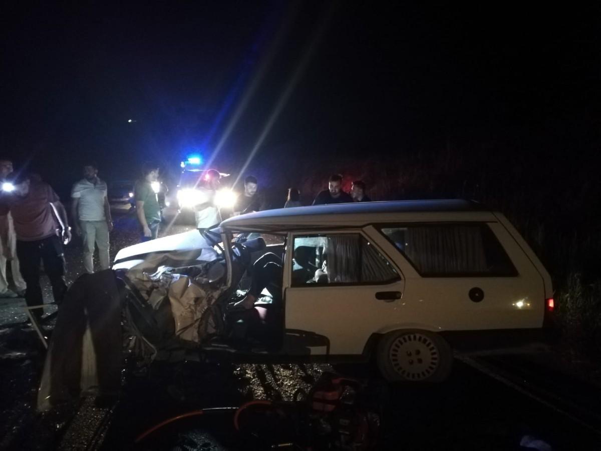 Malatya’da hafif ticari araç ile otomobil çarpıştı: 8 yaralı - Videolu Haber Malatya’da hafif ticari araç ile otomobil çarpıştı: 8 yaralı - Videolu Haber