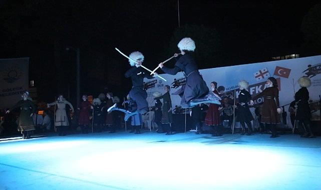 Kafkas Halk Oyunları Gölcük'te Resital Sunacak