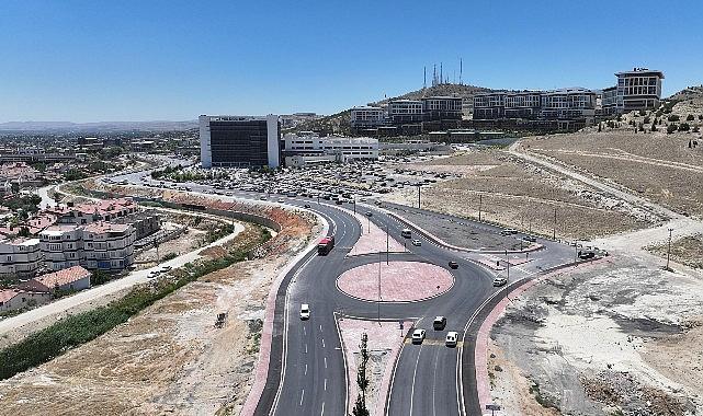Konya Büyükşehir, Meram Tıp Fakültesi'nde Otopark Giriş Çıkışlarını Daha Güvenli Hale Getirdi Konya Büyükşehir, Meram Tıp Fakültesi'nde Otopark Giriş Çıkışlarını Daha Güvenli Hale Getirdi