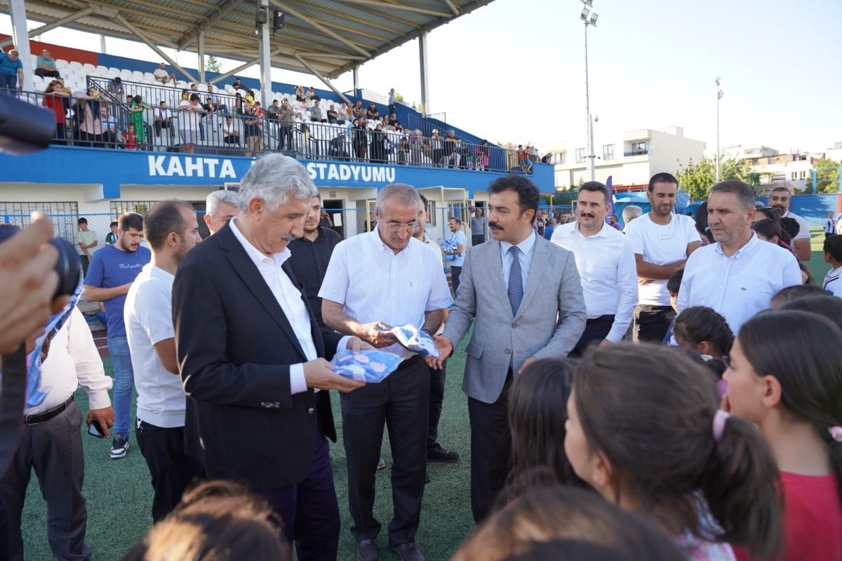 Kahta Belediyesi’nden kamuoyuna açıklama: ‘İftira ve algı operasyonlarına geçit yok’ Kahta Belediyesi’nden kamuoyuna açıklama: ‘İftira ve algı operasyonlarına geçit yok’
