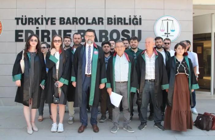 Edirne Barosu’ndan Torba Kanun Protestosu Edirne Barosu’ndan Torba Kanun Protestosu