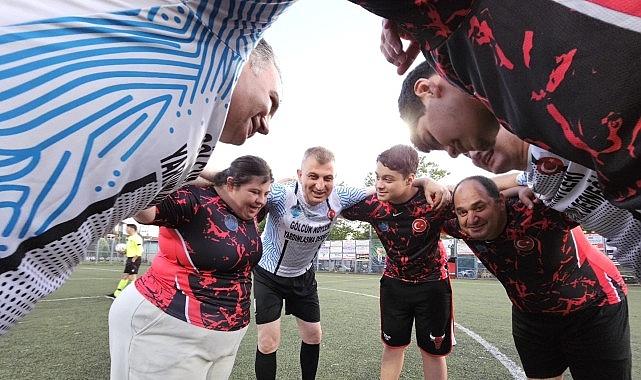 Gölcük Köyler Arası Geleneksel 6. Futbol Turnuvası Başladı Gölcük Köyler Arası Geleneksel 6. Futbol Turnuvası Başladı
