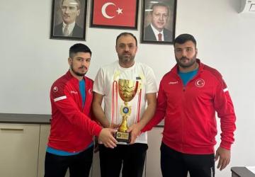 Sakaryalı Güreşçiler Olimpiyatlara Hazırlanıyor