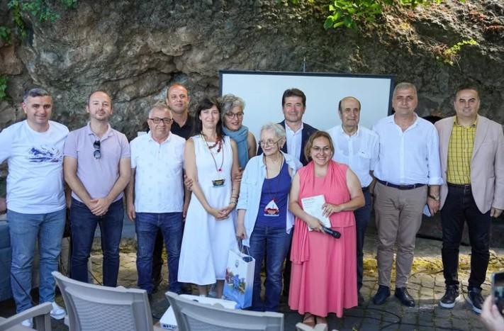 Doğu Karadeniz’de Kültürler VİRA Projesiyle Buluşuyor Doğu Karadeniz’de Kültürler VİRA Projesiyle Buluşuyor