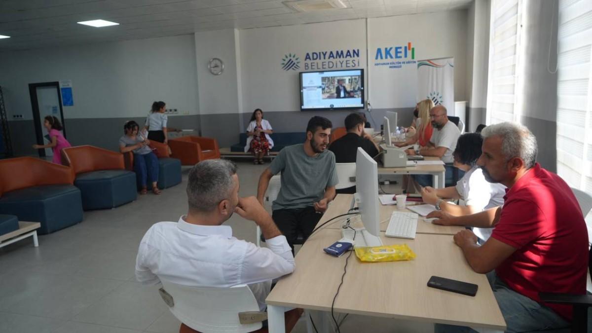 Adıyaman Belediyesi’nden YKS adaylarına tercih desteği - Videolu Haber Adıyaman Belediyesi’nden YKS adaylarına tercih desteği - Videolu Haber