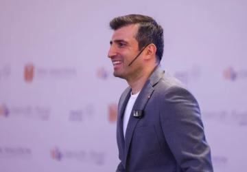 Bayraktar, Siyasi Liderleri NeXT Sosyal’e Davet Etti