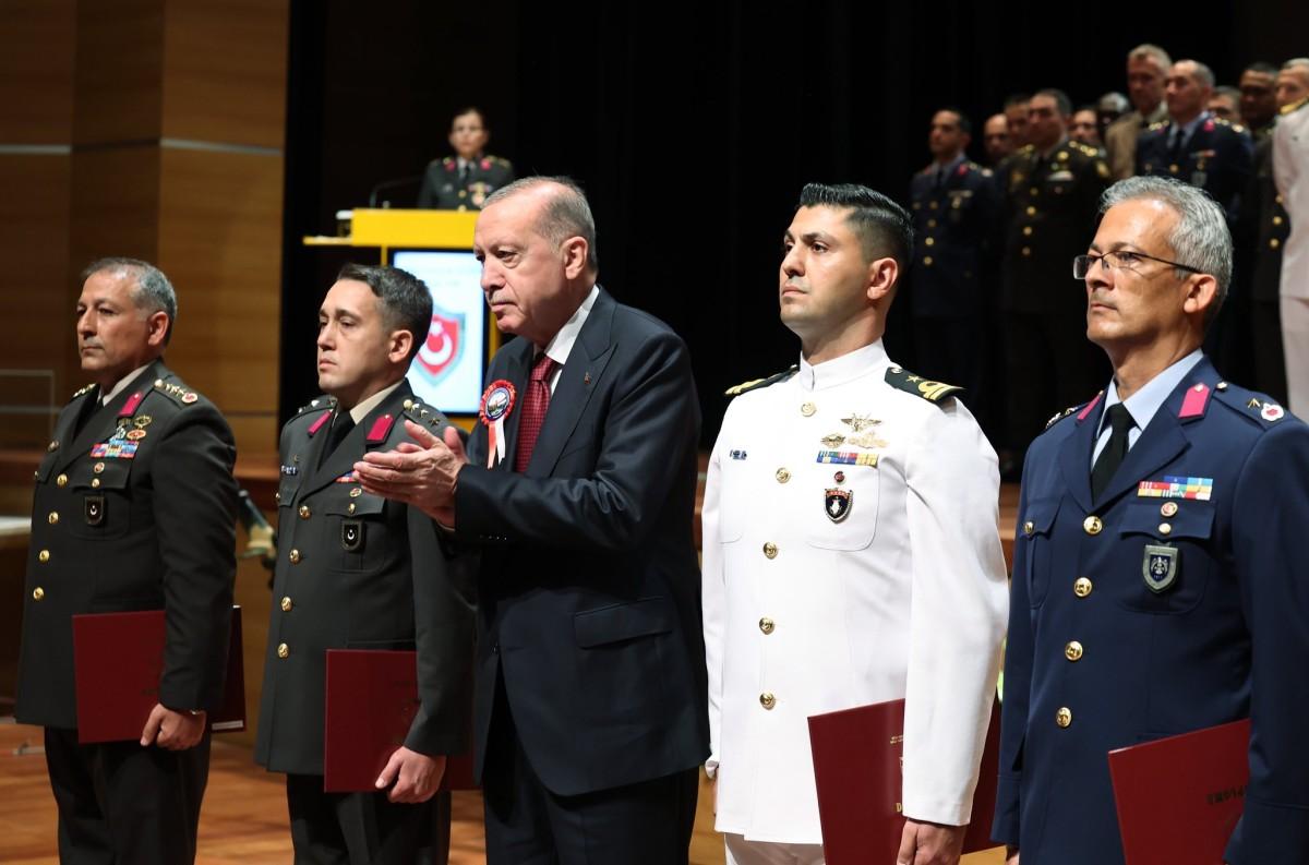 Cumhurbaşkanı Erdoğan: Bölgemiz üzerine barış güneşinin doğmasına kimse engel olamayacak Cumhurbaşkanı Erdoğan: Bölgemiz üzerine barış güneşinin doğmasına kimse engel olamayacak