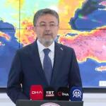 Bakan Yumaklı, Yangınlara Karşı Müdahalenin Devam Ettiğini Bildirdi