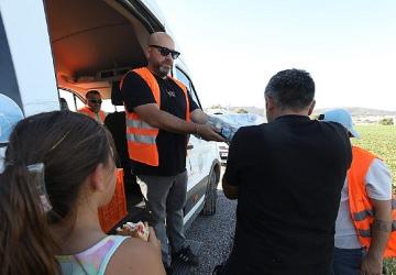 Menderes Belediyesi'nden Destek Eli