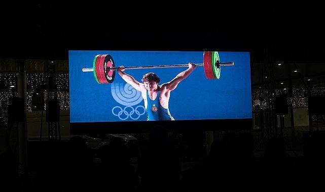 Milli İrade Meydanı'nda sinema keyfi bir başka güzel