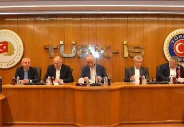 Türk-İş'ten grev kararı: 'Bu meseleyi atanmışlarla çözemeyiz, ülkeyi idare edenlerle çözeriz'
