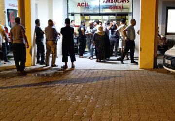 Kavgayı ayırırken kardeşinin bıçak darbesiyle hayatını kaybetti - Videolu Haber