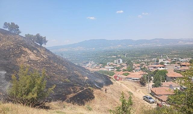 Turgutlu Derbent'teki Yangın Büyümeden Söndürüldü Turgutlu Derbent'teki Yangın Büyümeden Söndürüldü