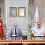Vali Dr. Osman Varol, sahipsiz hayvanların korunmasına yönelik VKS toplantısına katıldı