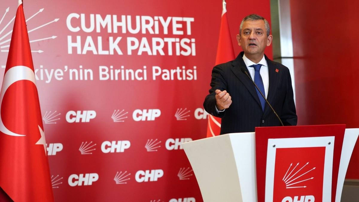 CHP lideri Özgür Özel MYK’yi acil koduyla topladı CHP lideri Özgür Özel MYK’yi acil koduyla topladı